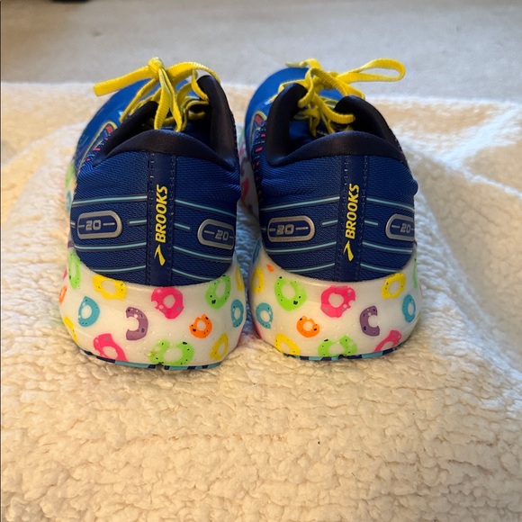 Brooks Glycerin 20 Blue Fruit Loops Running Sneakers with Yellow Accents - Picture 2 of 4